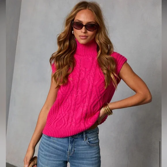 🩷Pink Cable Knit Turtleneck Sweater NWOT - Picture 1 of 13